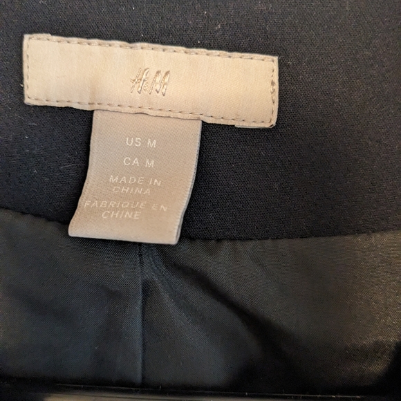 H&M blazer - Picture 3 of 11